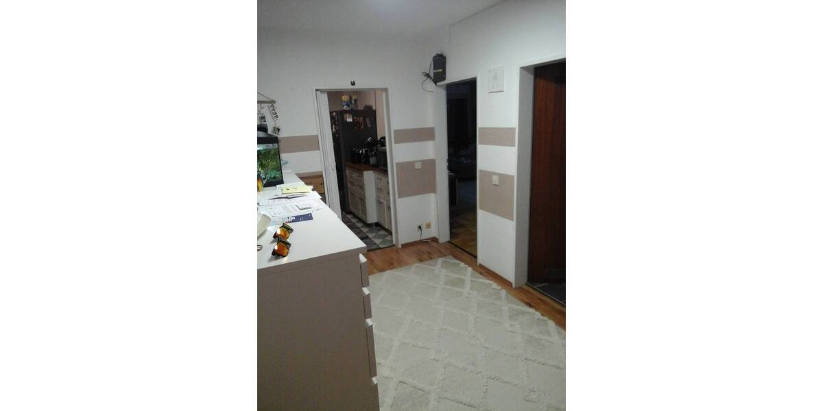 Etagenwohnung Glinde - 4 Zimmer, 95 m&sup2;, 1.295&euro; | Angebot:23063910