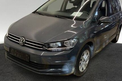 VW Touran 47.589 km 30.888 € Hamburg 22761