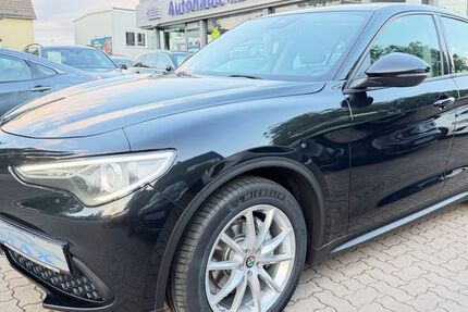 Alfa Romeo Stelvio 200.000 km 16.789 &euro; Hamburg 22143