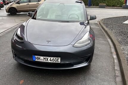 Tesla Model 3 102.184 km 28.500 &euro; Hamburg 22175