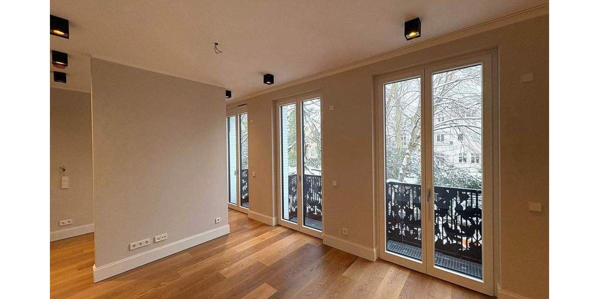 Etagenwohnung Hamburg Harvestehude - 2 Zimmer, 50 m&sup2;, 2.400&euro; | Angebot:25728007