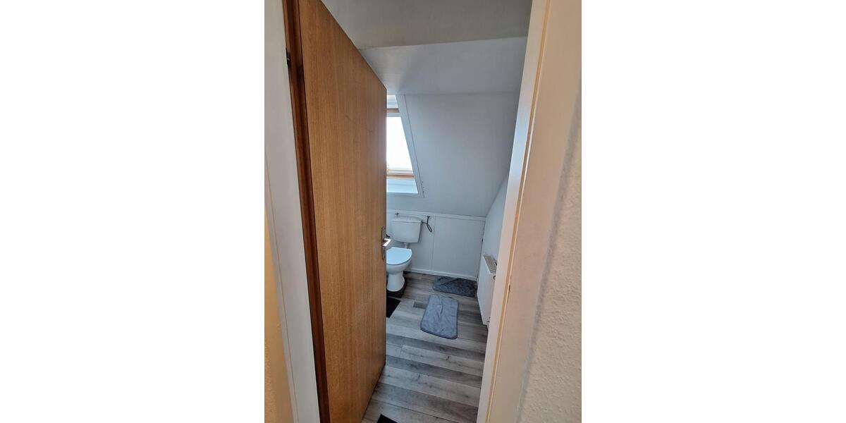 Dachgeschoßwohnung Hamburg Harburg - 2 Zimmer, 25 m&sup2;, 500&euro; | Angebot:25838898