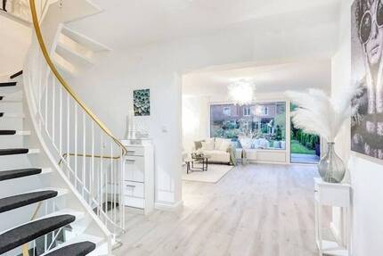 Modernes Reihenhaus, sofort bezugsfertig und provisionsfrei 4 zimmer