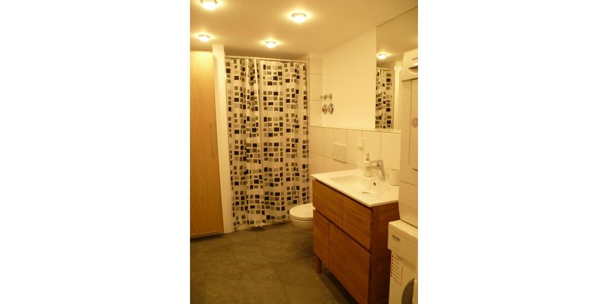 Dachgeschoßwohnung Hamburg Bahrenfeld - 2.5 Zimmer, 82 m&sup2;, 1.150&euro; | Angebot:26279207