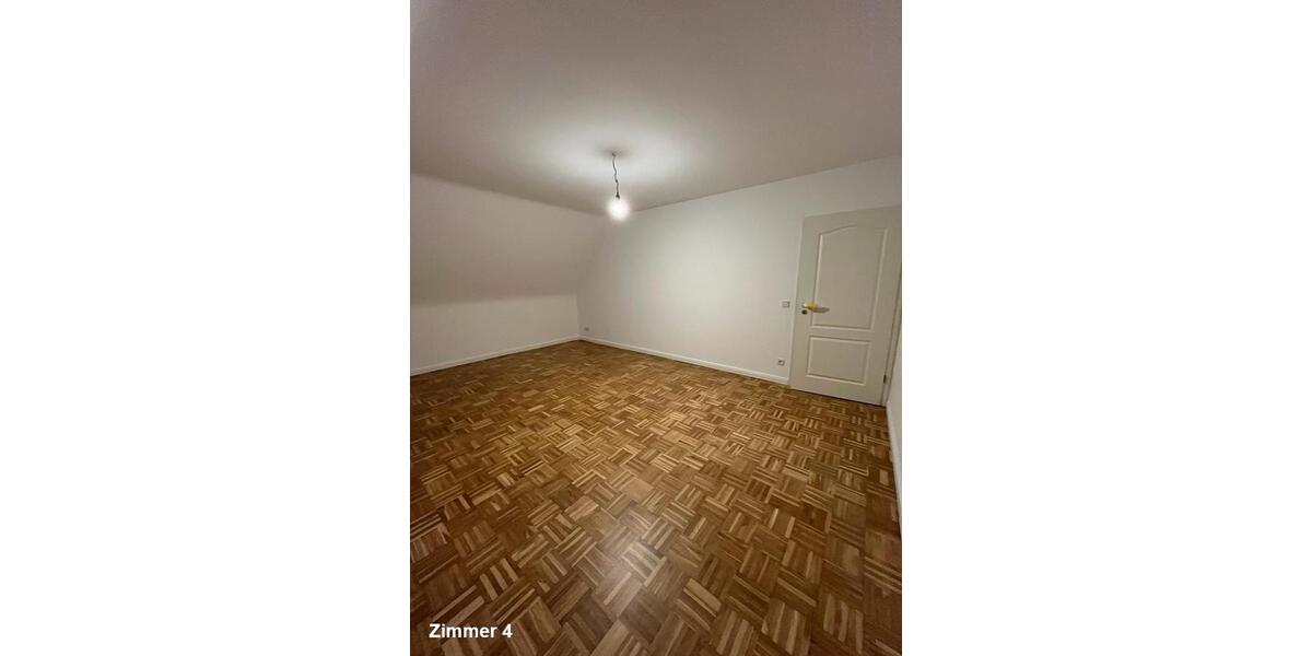 Etagenwohnung Tangstedt - 4 Zimmer, 106 m&sup2;, 1.350&euro; | Angebot:26347876