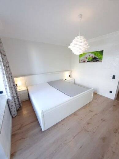 Etagenwohnung Hamburg Wandsbek - 2 Zimmer, 68 m&sup2;, 1.300&euro; | Angebot:26904206