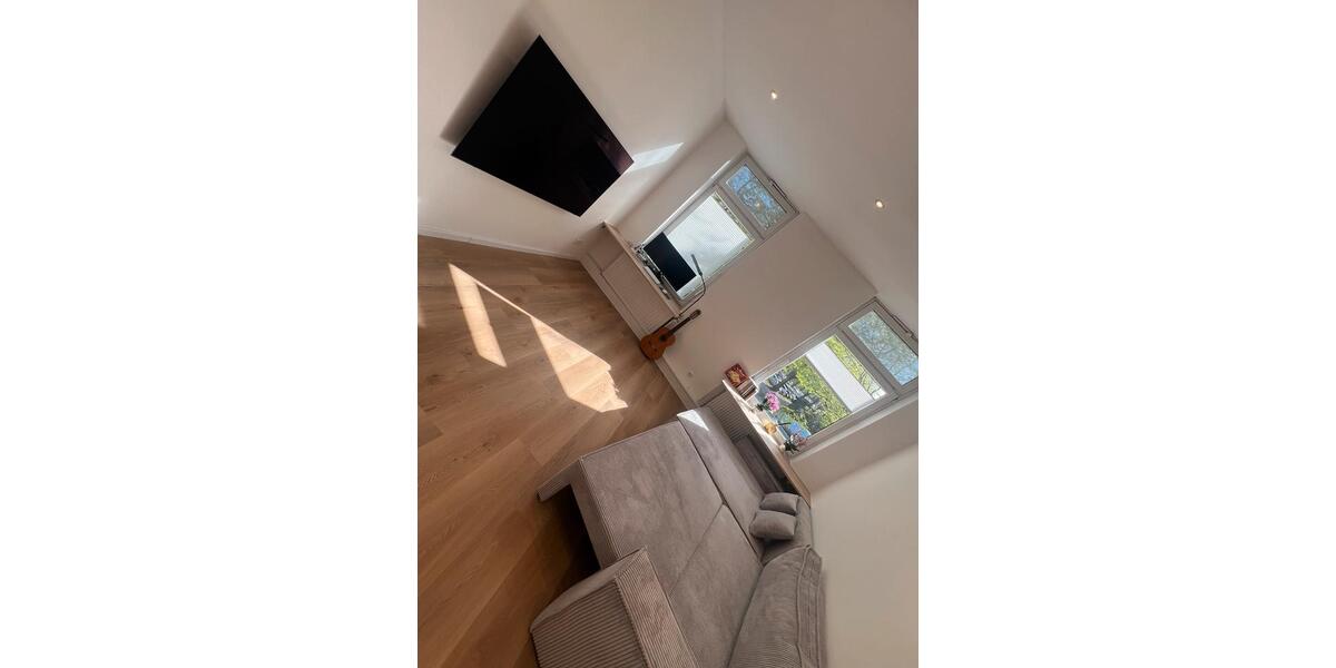 Erdgeschoßwohnung Hamburg Winterhude - 3 Zimmer, 62 m&sup2;, 130&euro; | Angebot:26306055