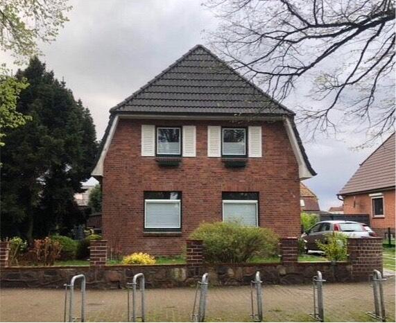 Freistehendes Einfamilienhaus mit großen Garten 7 zimmer