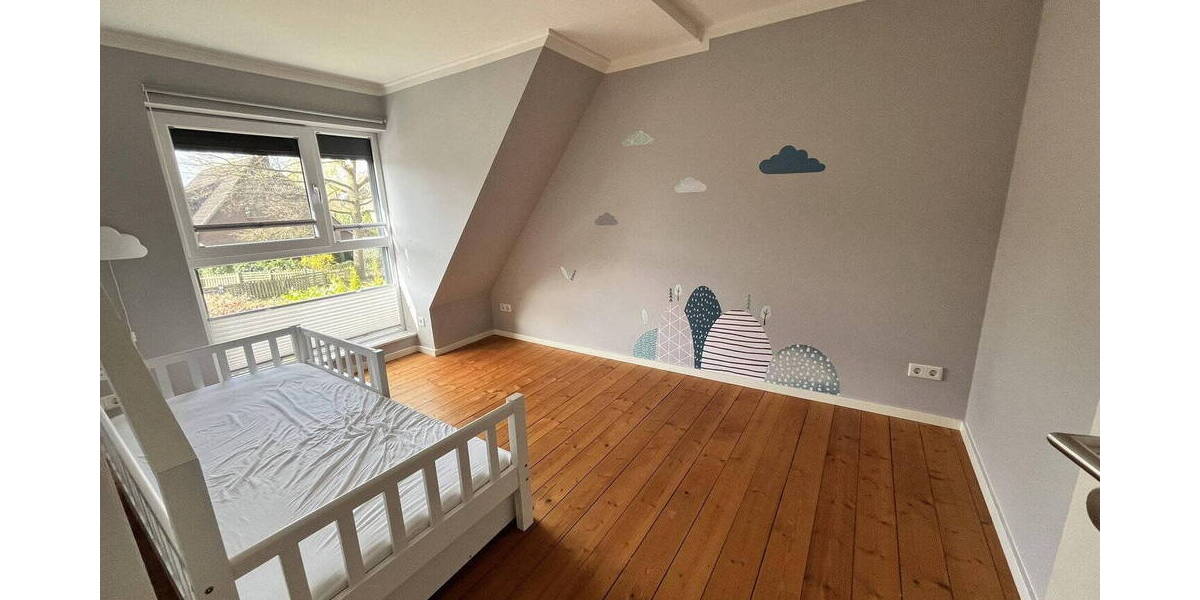 Doppelhaushälfte Hamburg Sasel - 7 Zimmer, 135 m&sup2;, 3.300&euro; | Angebot:26275113