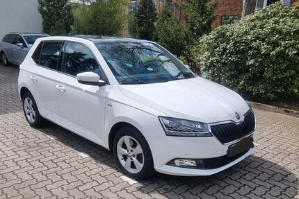 Skoda Fabia 98.000 km 14.000 &euro; Hamburg 21033