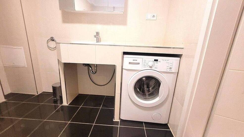 All- Inclusive - Miete Möblierte modernisierte alsternahe 2 Zimmerwohnung