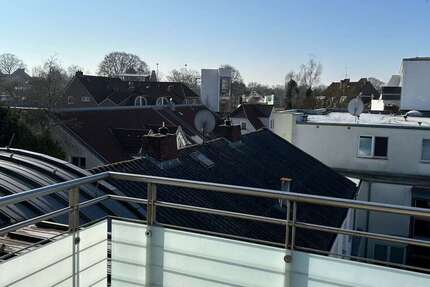 Wohnung Ahrensburg - 5.5 Zimmer, 147 m&sup2;, 1.874&euro; | Angebot:27201576