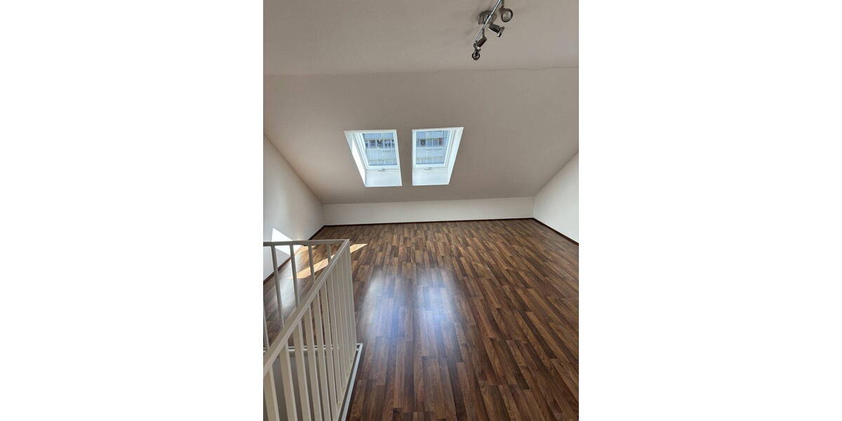Etagenwohnung Hamburg Schnelsen - 3 Zimmer, 82 m&sup2;, 5.000&euro; | Angebot:26257617