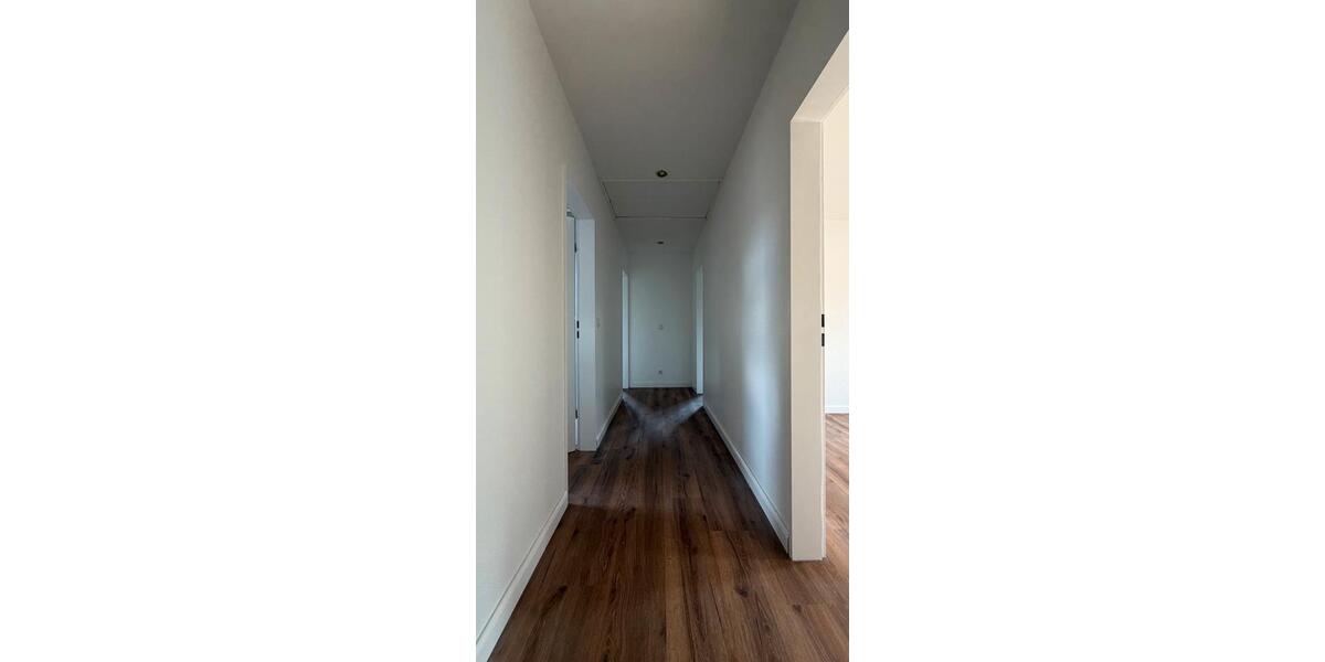 Doppelhaushälfte Wedel - 4 Zimmer, 120 m&sup2;, 2.000&euro; | Angebot:26527076