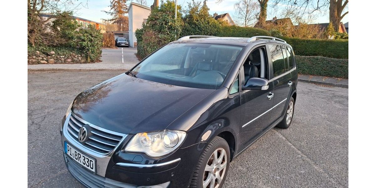 VW Touran 245.604 km 5.500 &euro; Uetersen 25436