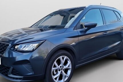 Seat Arona 21.581 km 23.285 &euro; Hamburg 22045
