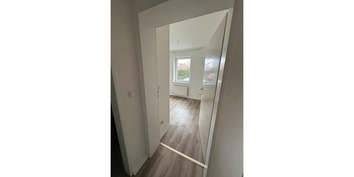 Erdgeschoßwohnung Henstedt-Ulzburg Ulzburg - 3 Zimmer, 67 m&sup2;, 1.300&euro; | Angebot:26419366