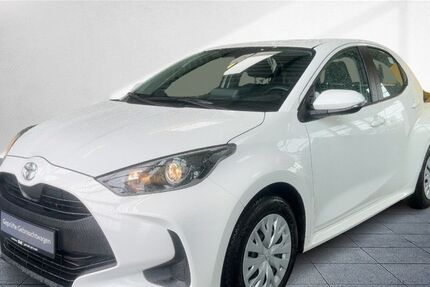 Toyota Yaris 18.500 km 16.280 &euro; Buchholz 21244