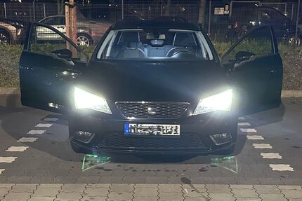 Seat Leon 112.000 km 10.499 &euro; Hamburg 22043