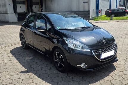 Peugeot 208 138.000 km 4.190 &euro; Norderstedt 22848