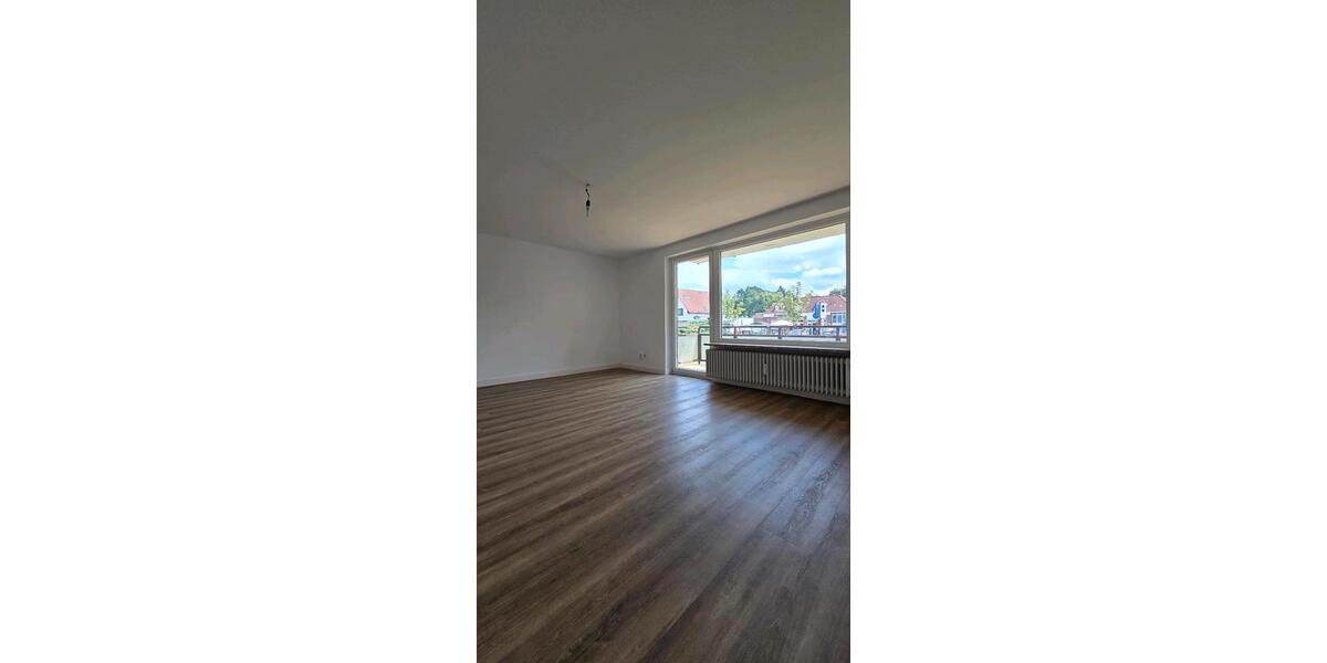 Hochparterre Hamburg Wandsbek - 2 Zimmer, 68 m&sup2;, 330.000&euro; | Angebot:27220360