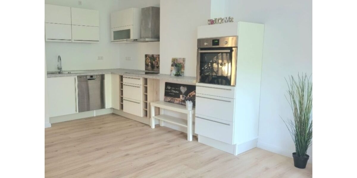 Provisionsfrei* Sonniger Garten mit modernem Traumhaus nahe Internationale Schule - Reihenmittelhaus Hamburg Altona | Angebot:26227930