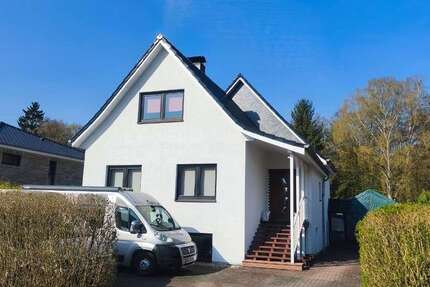 Haus Hamburg Langenhorn - 7 Zimmer, 200 m&sup2;, 678.000&euro; | Angebot:26307880