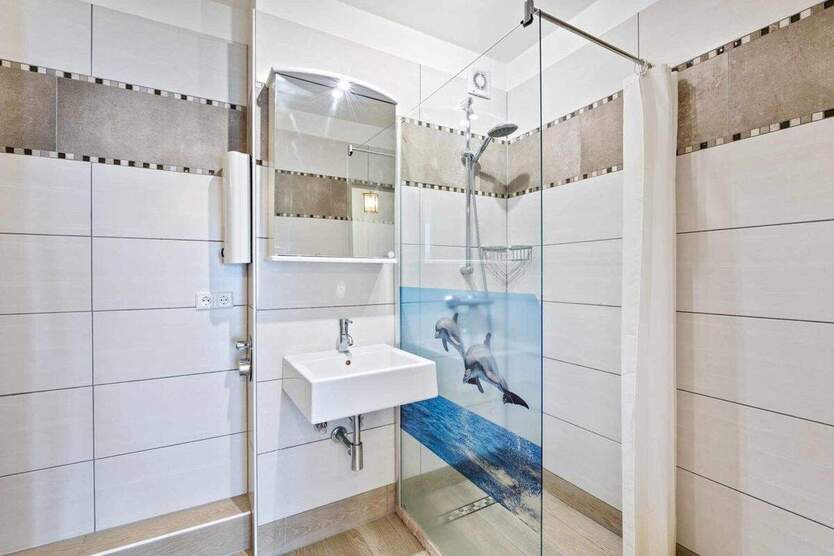 Sanierte 2-Zimmer-Wohnung mit Loggia am idyllischen Alsterlauf 2 zimmer