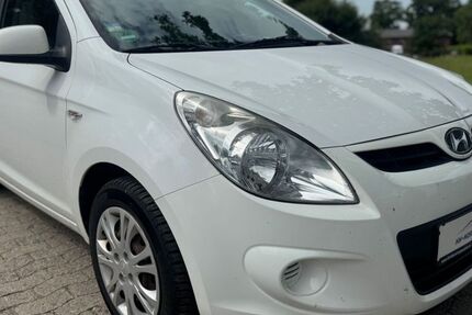 Hyundai i20 181.769 km 3.150 &euro; Buxtehude 21614