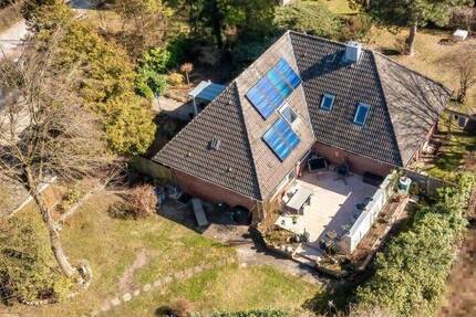 Haus Hamburg Rahlstedt - 9 Zimmer, 269 m&sup2;, 750.000&euro; | Angebot:26698011