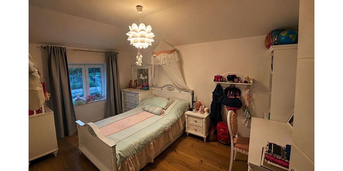 Exklusive Stadthausvilla in Hamburg-Boberg mit eigenem Wald 157 m² möblier für 10 Mon. - Mehrfamilienhaus, Wohnhaus Hamburg Lohbrügge | Angebot:26633734