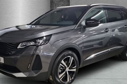 Peugeot 5008 3.056 km 28.740 € Hamburg 22047