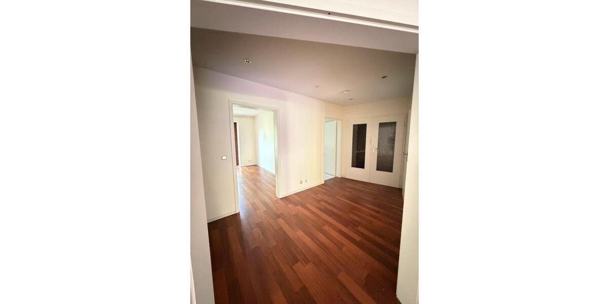 Hochparterre Hamburg Wandsbek - 3 Zimmer, 105 m&sup2;, 560.000&euro; | Angebot:26956257
