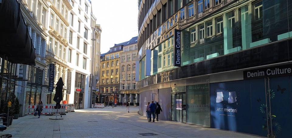 Dachgeschoßwohnung Hamburg Hamburg-Mitte - 1 Zimmer, 50 m&sup2;, 1.326&euro; | Angebot:26286722