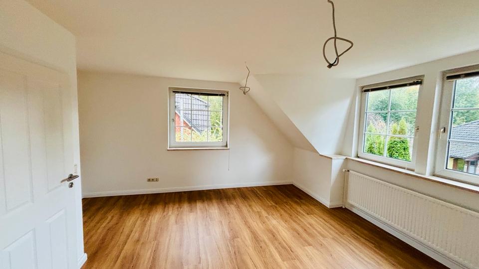 Doppelhaushälfte Glinde - 4 Zimmer, 105 m&sup2;, 1.850&euro; | Angebot:25432857