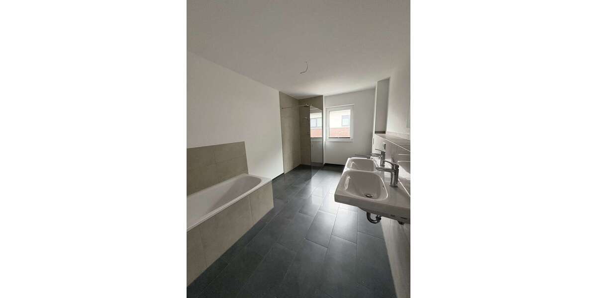 Wohnung zum Mieten in Winsen 1.370 € 105.37 m² 3 zimmer