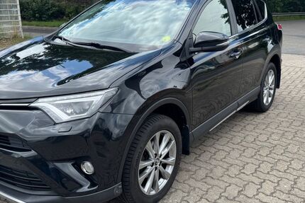 Toyota RAV 4 128.000 km 14.300 &euro; Winsen (Luhe) 21423