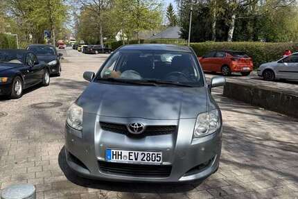Toyota Auris 214.000 km 5.500 &euro; Hamburg 22043