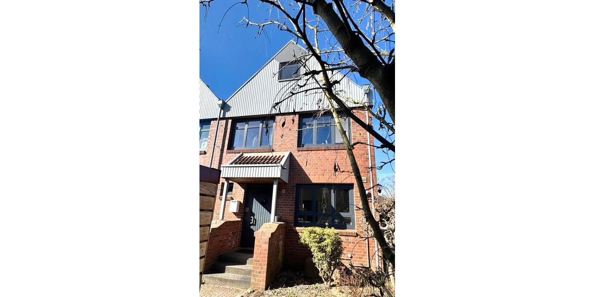 Reihenhaus Buchholz in der Nordheide - 6 Zimmer, 142 m&sup2;, 435.000&euro; | Angebot:26256172