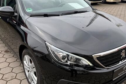 Peugeot 308 129.000 km 8.985 &euro; Hamburg 20097