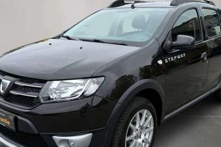 Dacia Sandero 92.000 km 9.190 &euro; Hamburg 20539