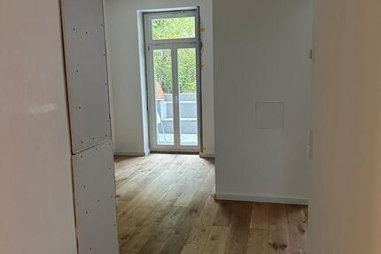 Wohnung Hamburg Eimsbüttel - 2.5 Zimmer, 65 m&sup2;, 1.950&euro; | Angebot:27744400