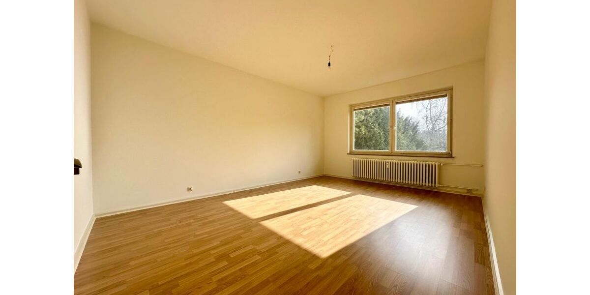 Provisionsfrei* 5-Zimmer-Wohnung in Wasserlage am Alsterlauf - Balkon, TG, 124 m², Alsterdorf - Etagenwohnung Hamburg Alsterdorf | Angebot:26075346