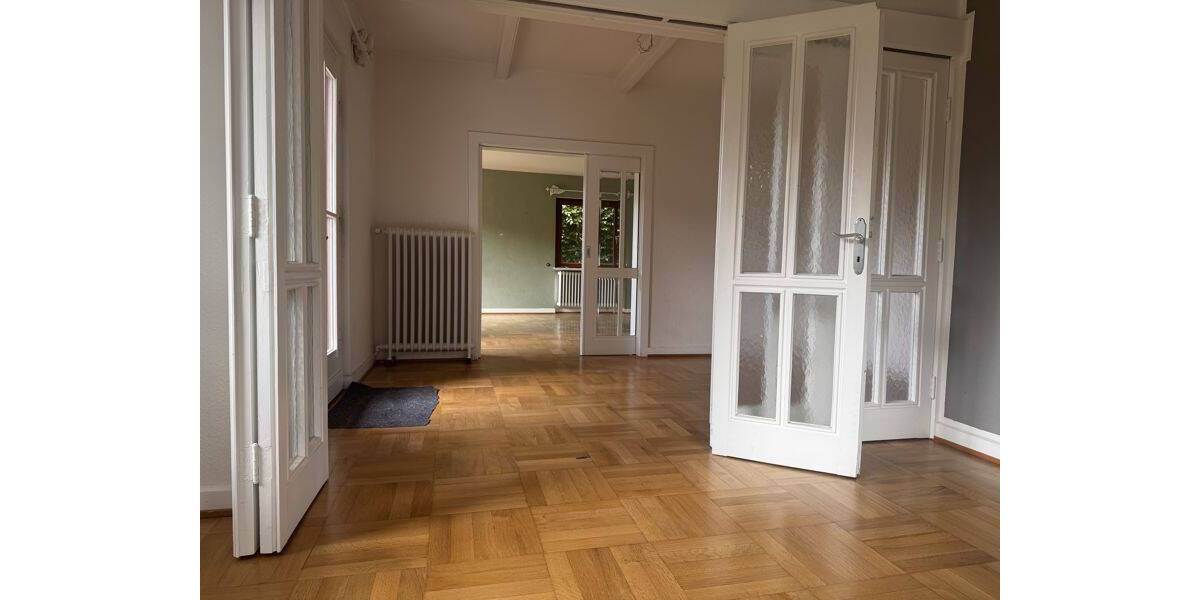 Einfamilienhaus Pinneberg - 7 Zimmer, 140 m&sup2;, 2.170&euro; | Angebot:26908840