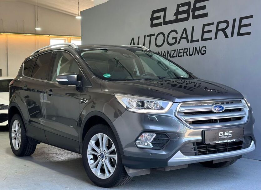 Ford Kuga 134.000 km 15.800 € Geesthacht 21502