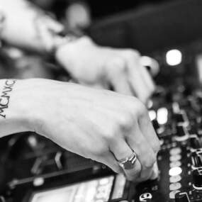 DATADRIFT: FILE004 11.10.2025 Knust