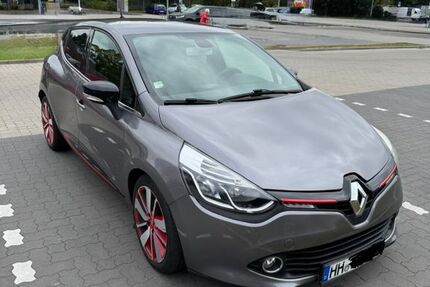 Renault Clio 149.000 km 5.600 € Hamburg 21035