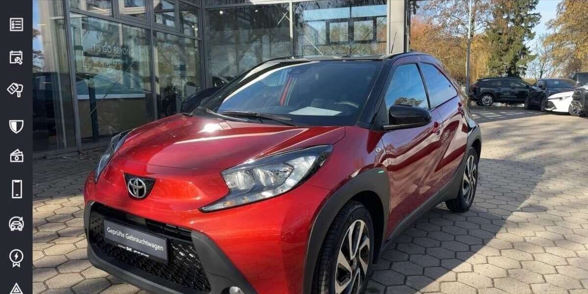Toyota Aygo 30.800 km 14.490 &euro; Hamburg 21079
