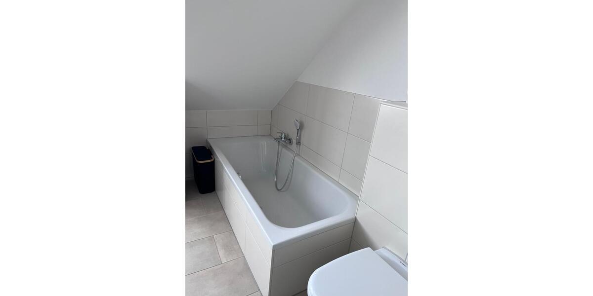 Doppelhaushälfte Hoisdorf - 4 Zimmer, 126 m&sup2;, 2.250&euro; | Angebot:26600862