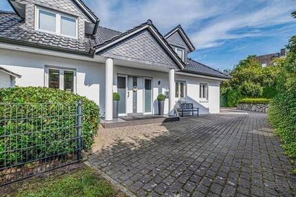 Luxuriöses Einfamilienhaus mit großem Anwesen!